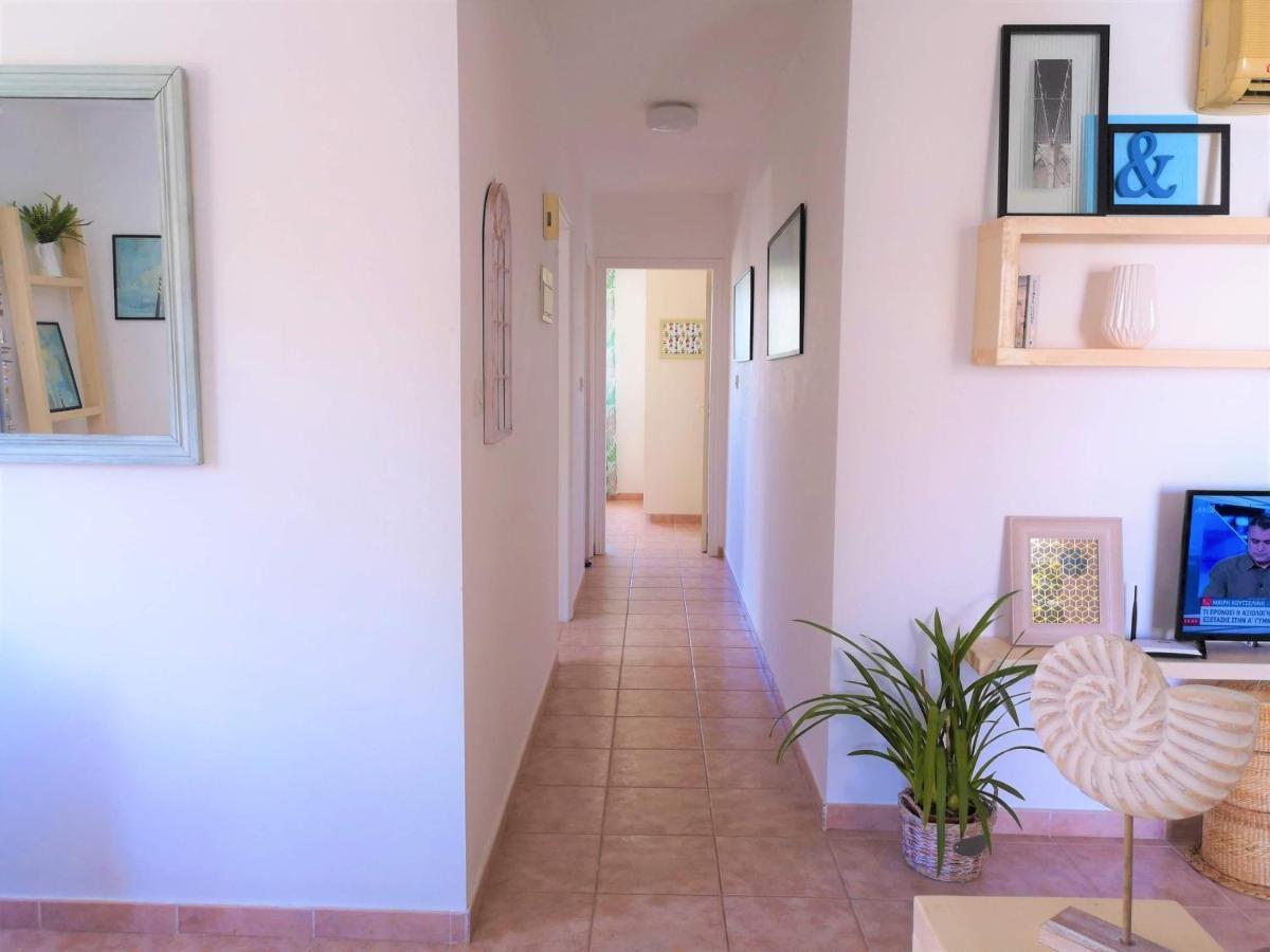 Ferienwohnung PERFECTLY LOCATED 2BDR/POOL+NEAR BEACH+FREE WiFi Paphos Exterior foto